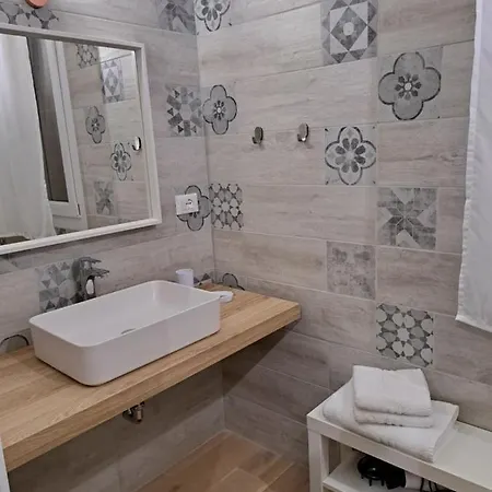 Bolognamania Apartments-jazz דירה *
